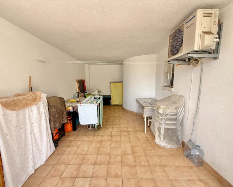 3 Zimmer Apartment zu vermieten in La Mata mit Pool - 1.100 € (Ref: 9464858)