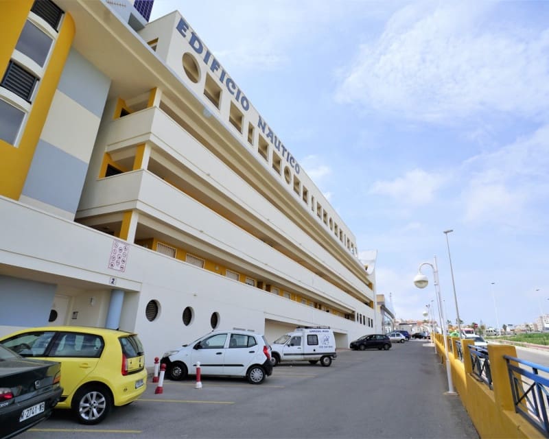 3 Zimmer Apartment zu vermieten in La Mata mit Pool - 1.100 € (Ref: 9464858)