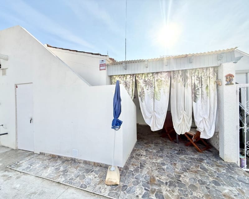 1 bedroom Bungalow for sale in Torrevieja - € 90,000 (Ref: 9503388)
