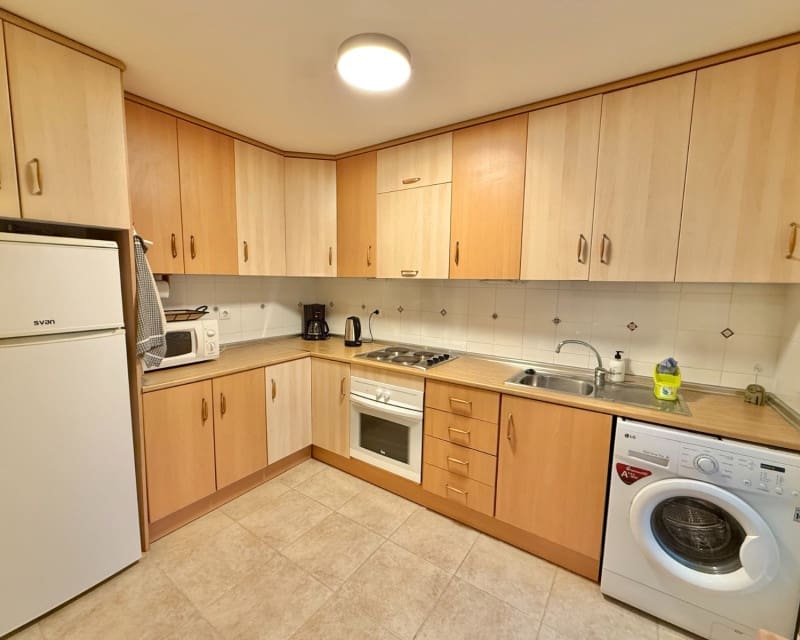 Apartamento de 2 habitaciones en Torrevieja en venta con piscina garaje - 159.995 € (Ref: 9510095)