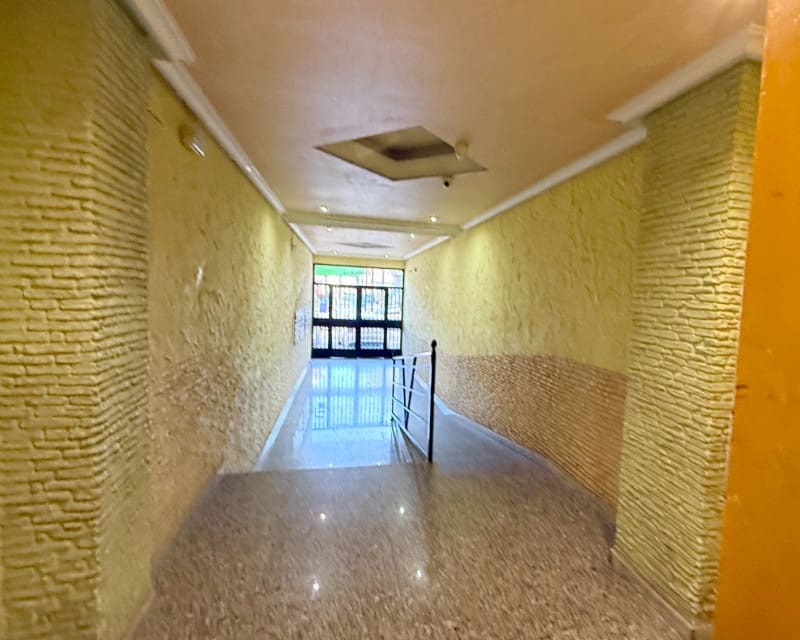 2 quarto Apartamento para venda em Torrevieja com piscina - 129 000 € (Ref: 9532627)