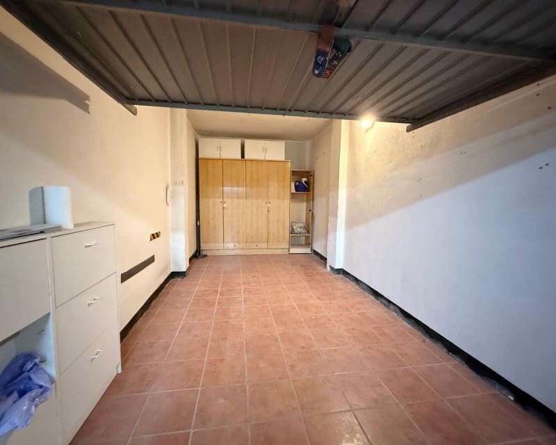 Garage till salu i Torrevieja - 20 000 € (Ref: 9580218)