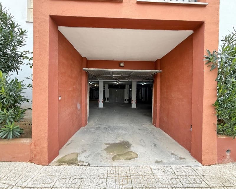 Garage till salu i Torrevieja - 20 000 € (Ref: 9580218)