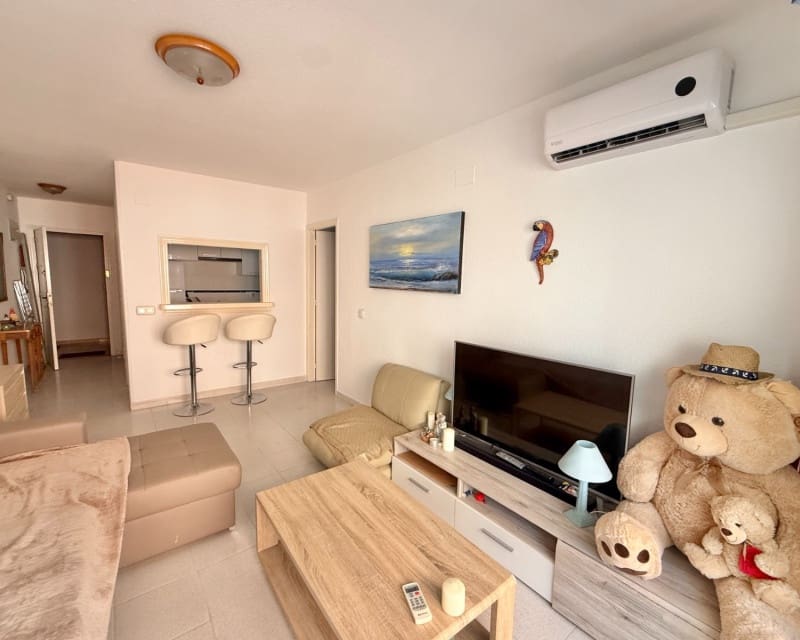 1 bedroom Apartment for sale in Torrevieja with pool - € 99,500 (Ref: 9624179)