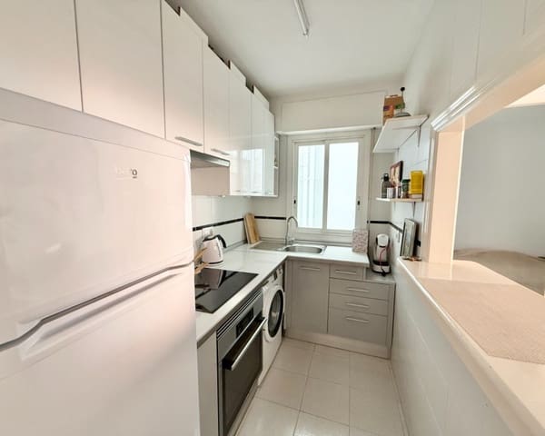 Apartamento de 1 habitación en Playa del Cura, Torrevieja en venta con piscina - 99.500 € (Ref: 9624179)