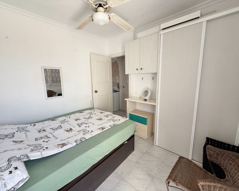 1 bedroom Apartment for rent in Torrevieja with pool - € 620 (Ref: 9626512)