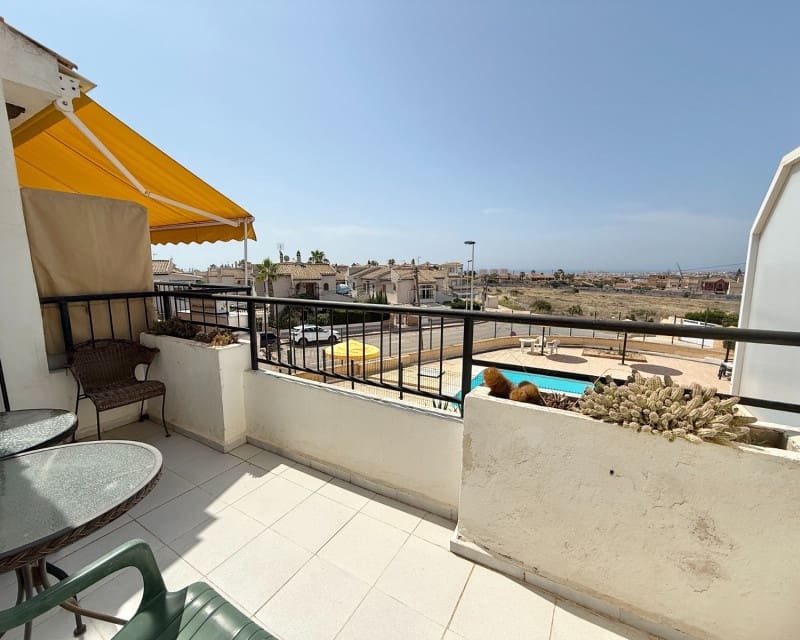 1 bedroom Apartment for rent in Torrevieja with pool - € 620 (Ref: 9626512)