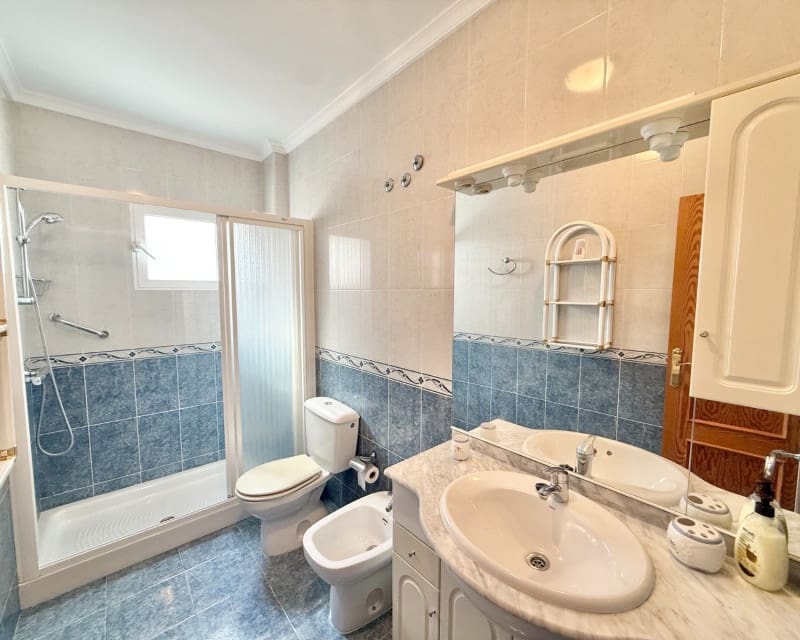 2 soverom Leilighet til salgs i La Mata med svømmebasseng - € 159 990 (Ref: 9650424)