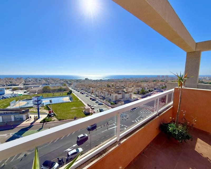 2 soverom Leilighet til salgs i Torrevieja med svømmebasseng - € 195 000 (Ref: 9650820)