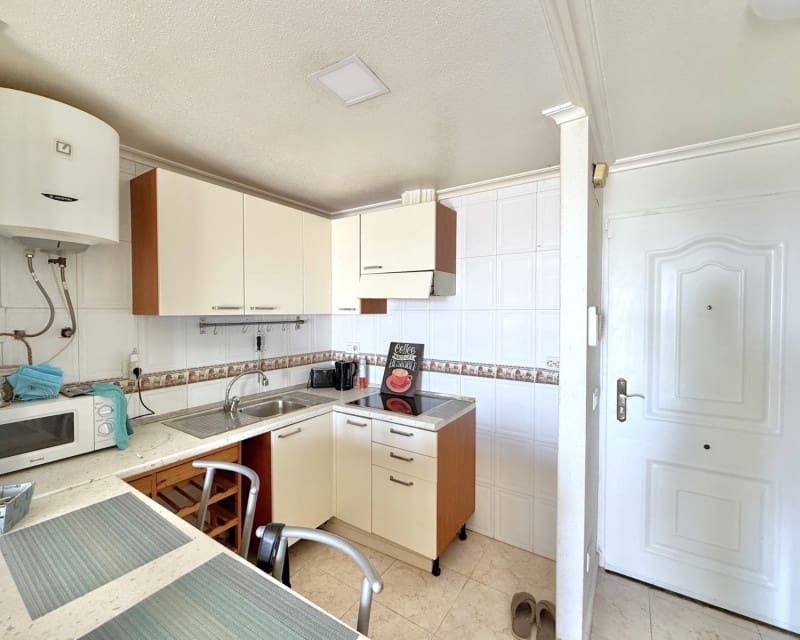 2 soverom Leilighet til salgs i Torrevieja med svømmebasseng - € 195 000 (Ref: 9650820)