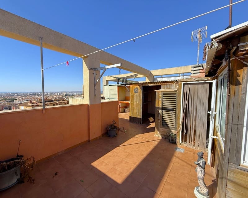 2 soverom Leilighet til salgs i Torrevieja med svømmebasseng - € 195 000 (Ref: 9650820)