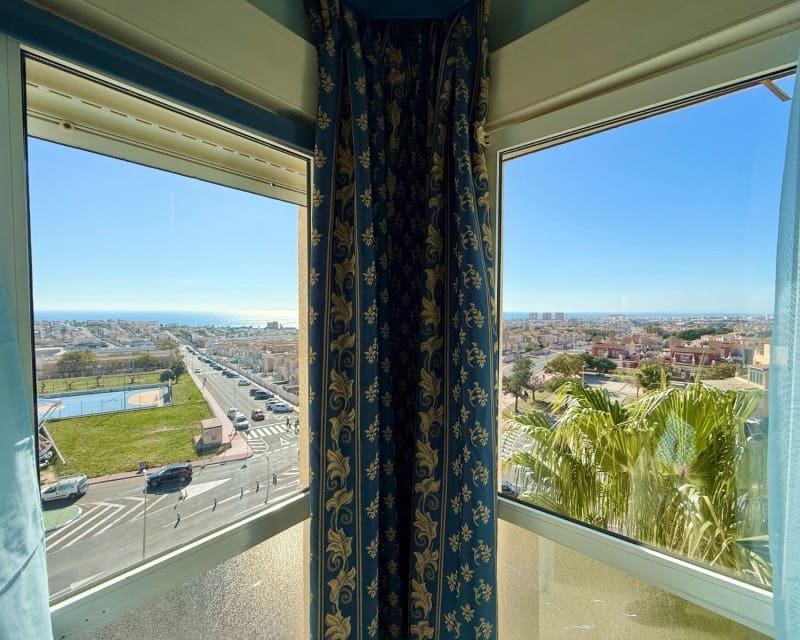 2 soverom Leilighet til salgs i Torrevieja med svømmebasseng - € 195 000 (Ref: 9650820)