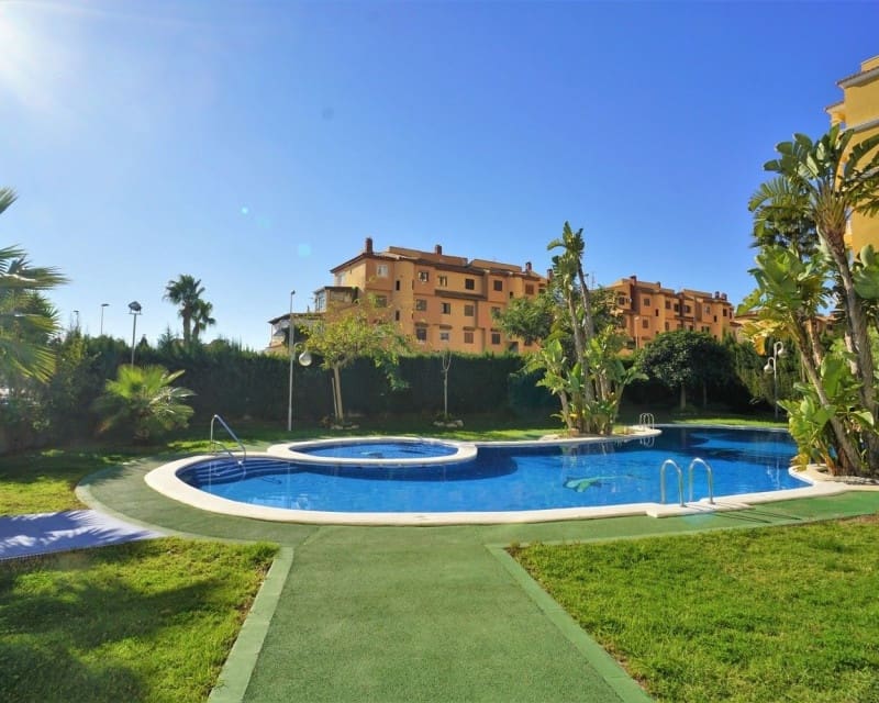 2 soverom Leilighet til salgs i Torrevieja med svømmebasseng - € 195 000 (Ref: 9650820)