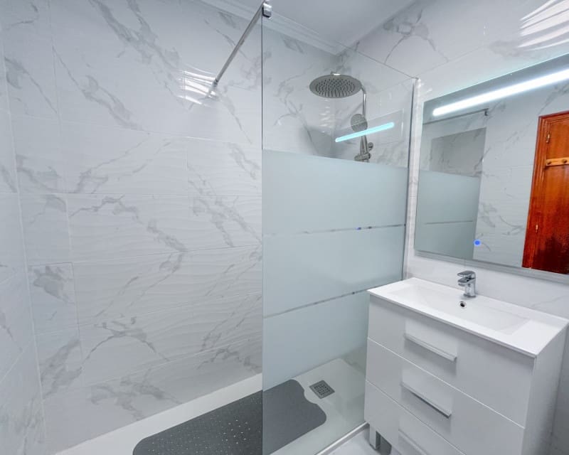 2 bedroom Bungalow for sale in Torrevieja - € 128,500 (Ref: 9656663)