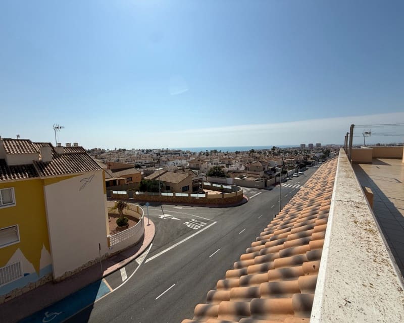 2 sovrum Lägenhet till salu i Torrevieja med pool - 145 000 € (Ref: 9708076)