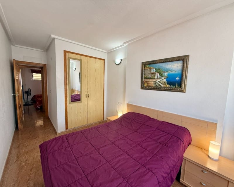 2 quarto Apartamento para arrendar em Torrevieja com piscina - 700 € (Ref: 9759388)