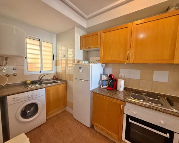 2 quarto Apartamento para arrendar em Centro, Torrevieja com piscina - 700 € (Ref: 9759388)