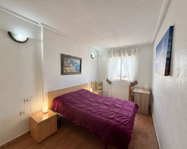 2 quarto Apartamento para arrendar em Centro, Torrevieja com piscina - 700 € (Ref: 9759388)