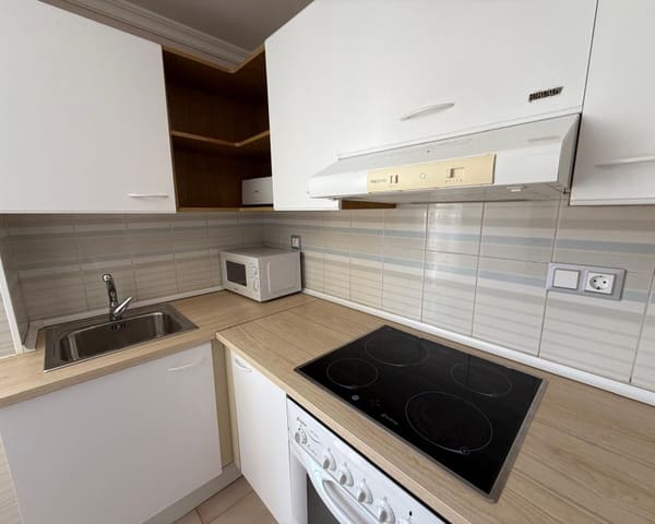 1 slaapkamer Appartement te huur in Gaspar Perelló, Torrevieja - € 780 (Ref: 9832281)