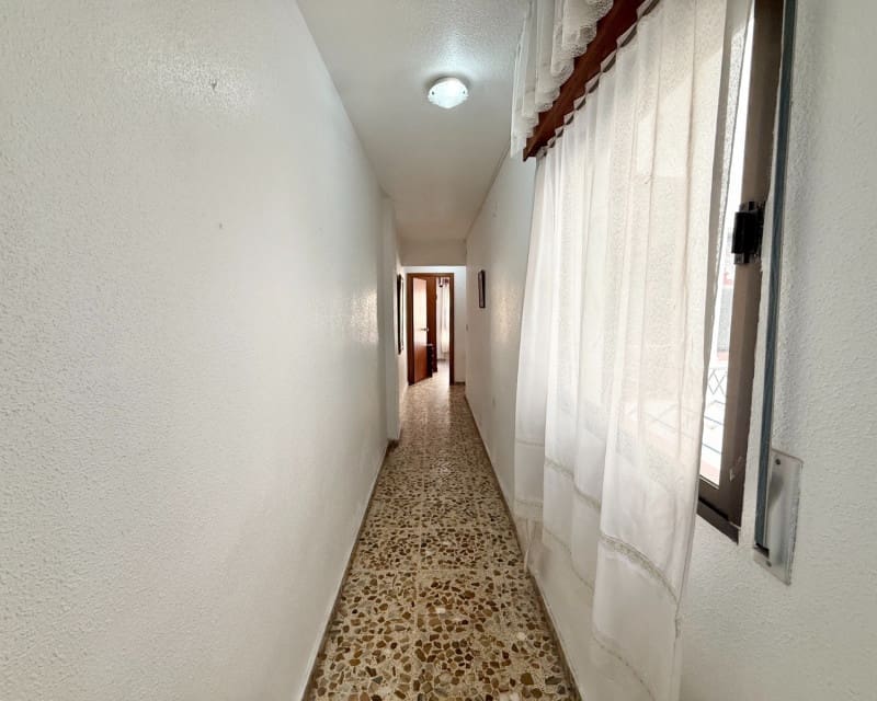 3 soveværelse Lejlighed til salg i Torrevieja - € 209.000 (Ref: 9893067)
