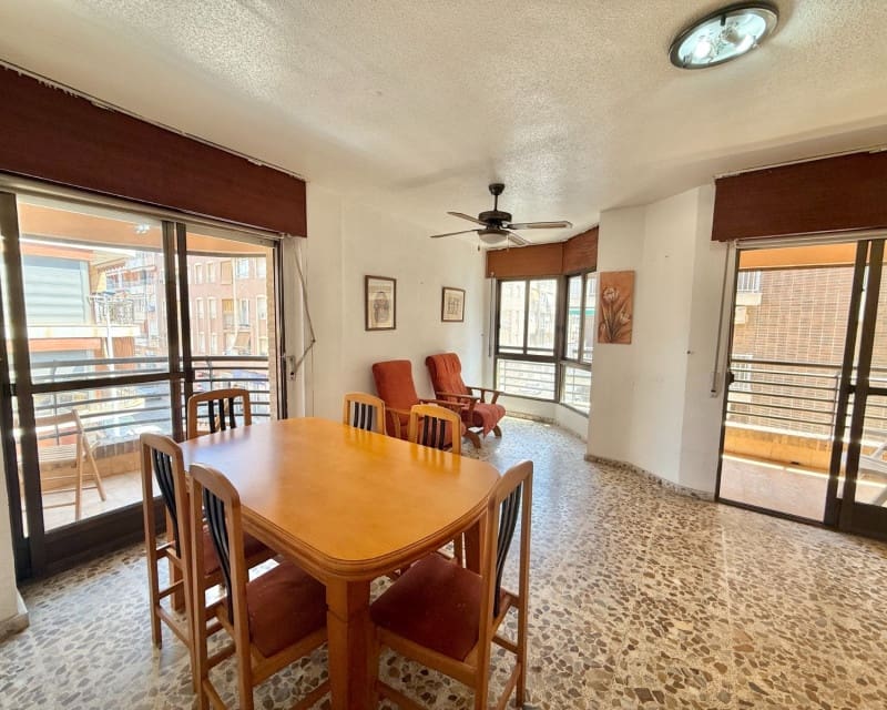 3 soveværelse Lejlighed til salg i Torrevieja - € 209.000 (Ref: 9893067)