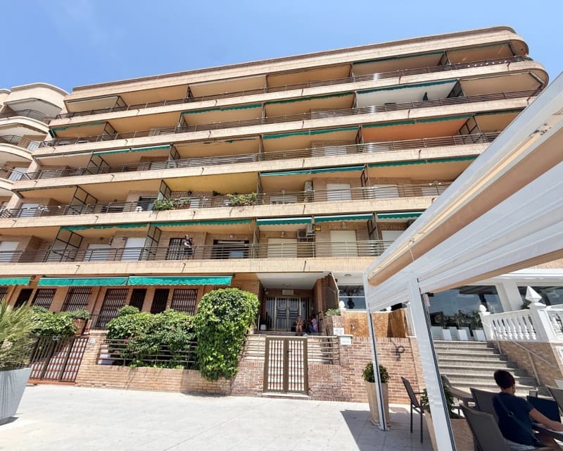 3 soveværelse Lejlighed til salg i Torrevieja - € 209.000 (Ref: 9893067)