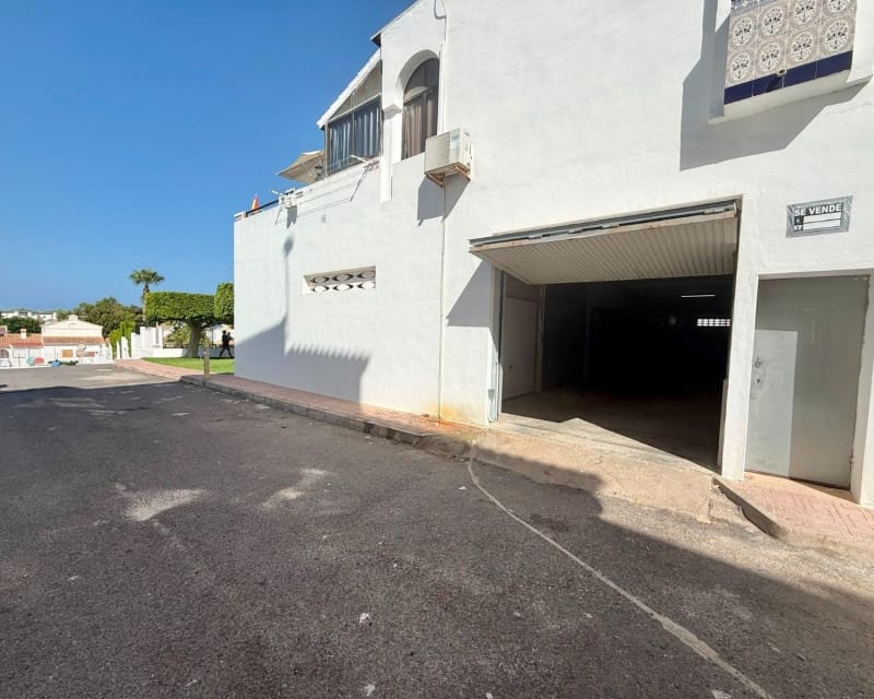 Garasje til leie i Torrevieja - € 120 (Ref: 9960254)