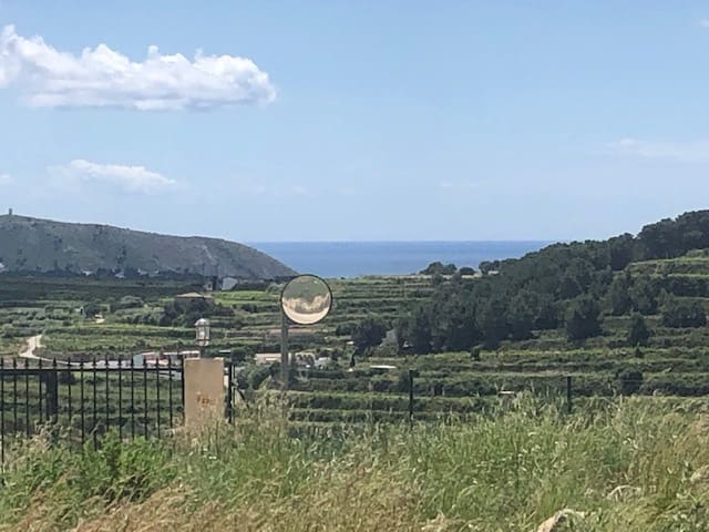 Byggegrund til salg i Moraira, Teulada-Moraira - € 325.000 (Ref: 9548511)