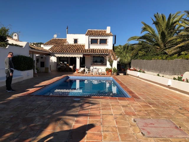 5 makuuhuone Huvila myytävänä paikassa Moraira - 1 950 000 € (Ref: 9548517)