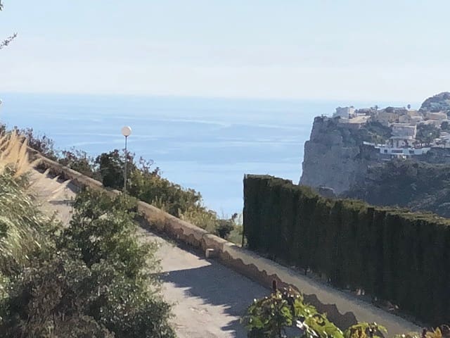 Building Plot for sale in Benitachell / Benitatxell - € 95,000 (Ref: 9548521)