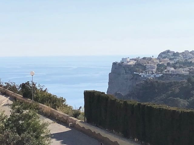 Building Plot for sale in Benitachell / Benitatxell - € 95,000 (Ref: 9548521)