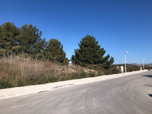 Byggegrund til salg i Moraira, Teulada-Moraira - € 275.000 (Ref: 9548523)