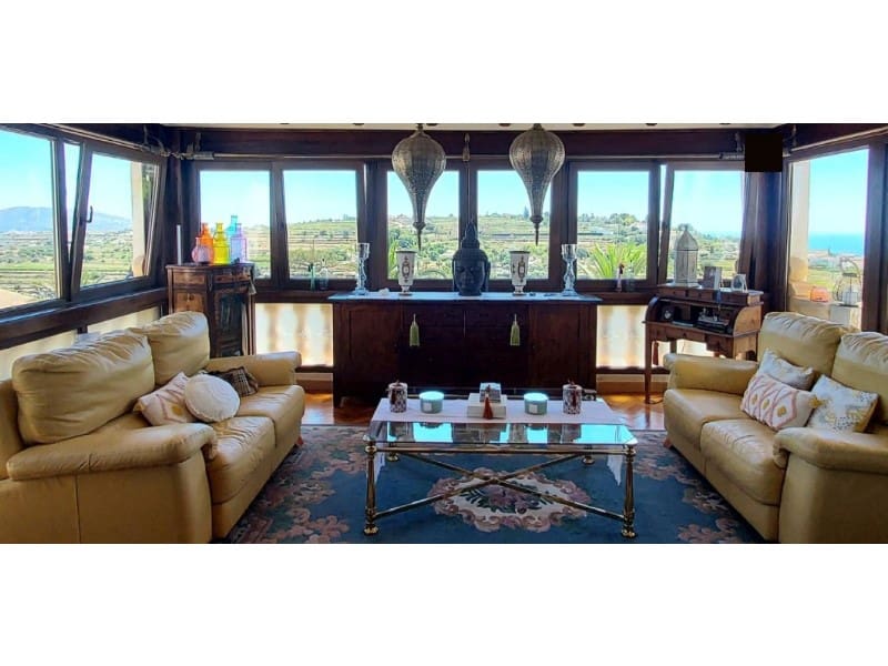 Finca/Casa Rural de 7 habitaciones en Teulada en venta - 1.690.000 € (Ref: 9652828)