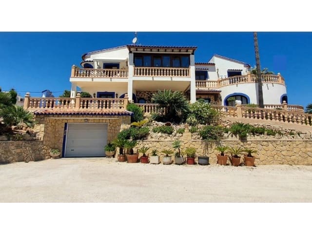 Finca/Casa Rural de 7 habitaciones en Teulada Pueblo, Teulada-Moraira en venta - 1.690.000 € (Ref: 9652828)