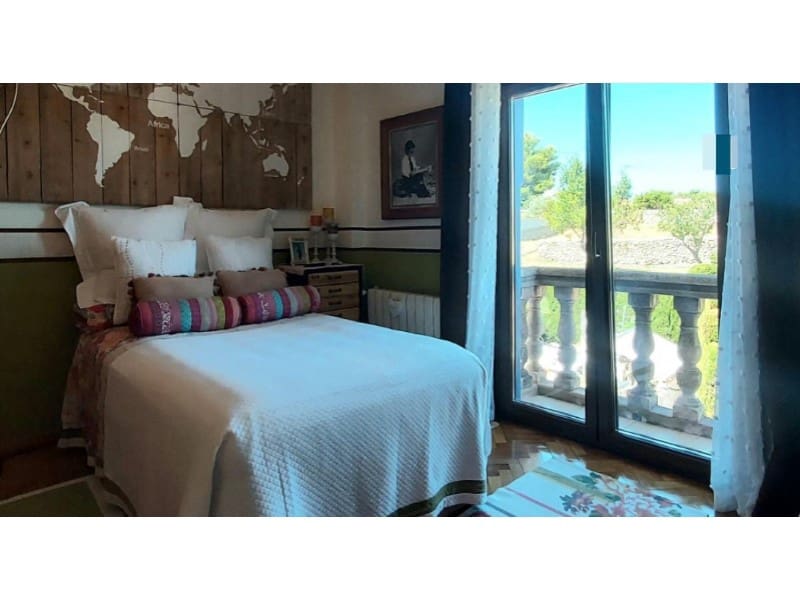 Finca/Casa Rural de 7 habitaciones en Teulada en venta - 1.690.000 € (Ref: 9652828)