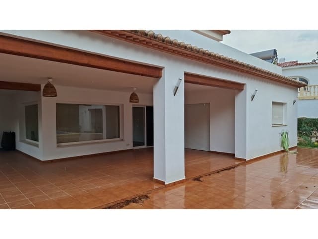 Moradia para venda em El Portet - Pla de Mar, Teulada-Moraira - 950 000 € (Ref: 9666285)