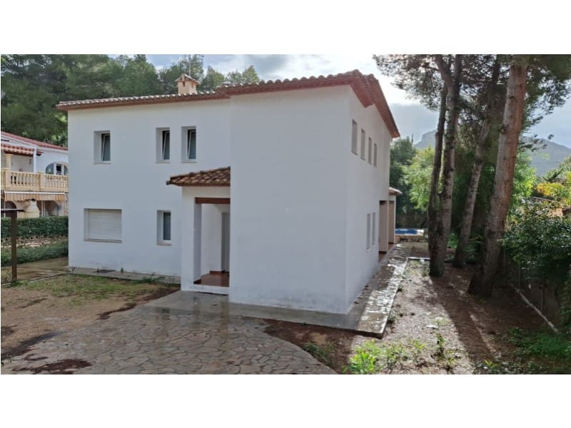 Villa in vendita in Moraira - 950.000 € (Rif: 9666285)