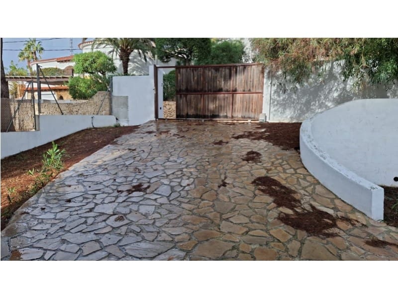 Villa in vendita in Moraira - 950.000 € (Rif: 9666285)