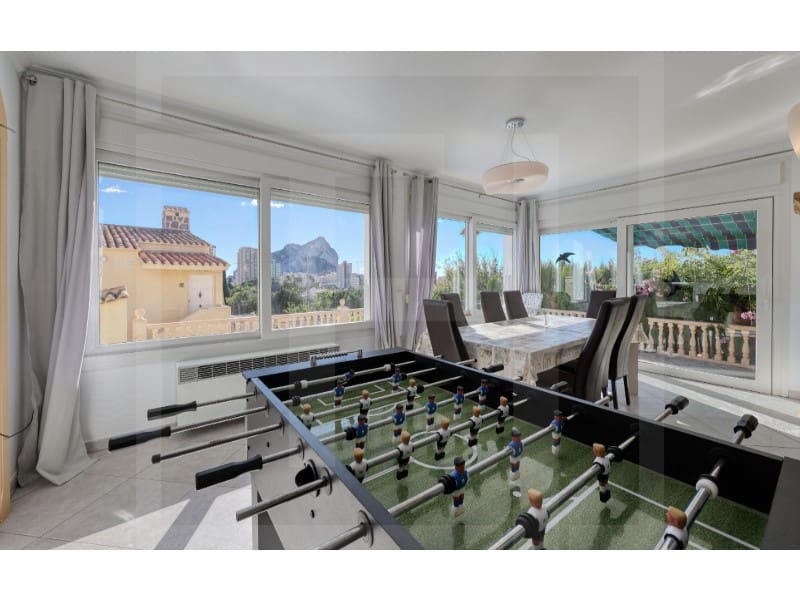 Chalet de 3 habitaciones en Calpe / Calp en venta con garaje - 750.000 € (Ref: 9666286)