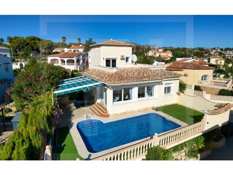 Chalet de 3 habitaciones en Calpe / Calp en venta con garaje - 750.000 € (Ref: 9666286)