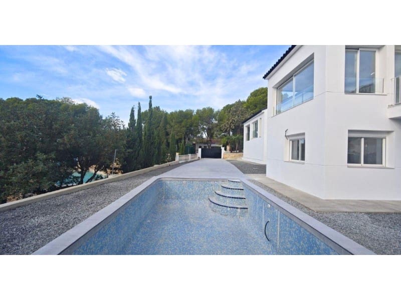 4 bedroom Villa for sale in Altea la Vella - € 835,000 (Ref: 9695206)