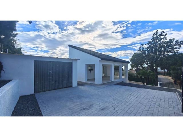 4 soveværelse Villa til salg i Altea la Vella, Altea - € 835.000 (Ref: 9695206)