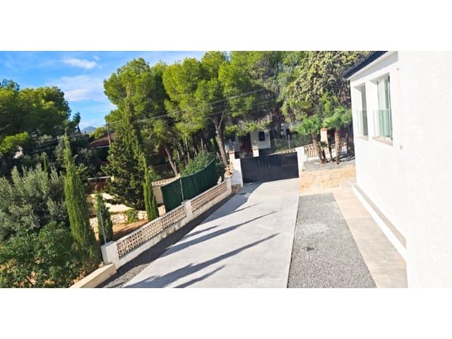 4 soveværelse Villa til salg i Altea la Vella, Altea - € 835.000 (Ref: 9695206)