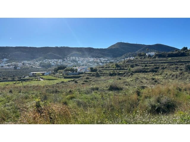 Grunde uden byggetilladelser til salg i Benitachell / Benitatxell - € 120.000 (Ref: 9711859)