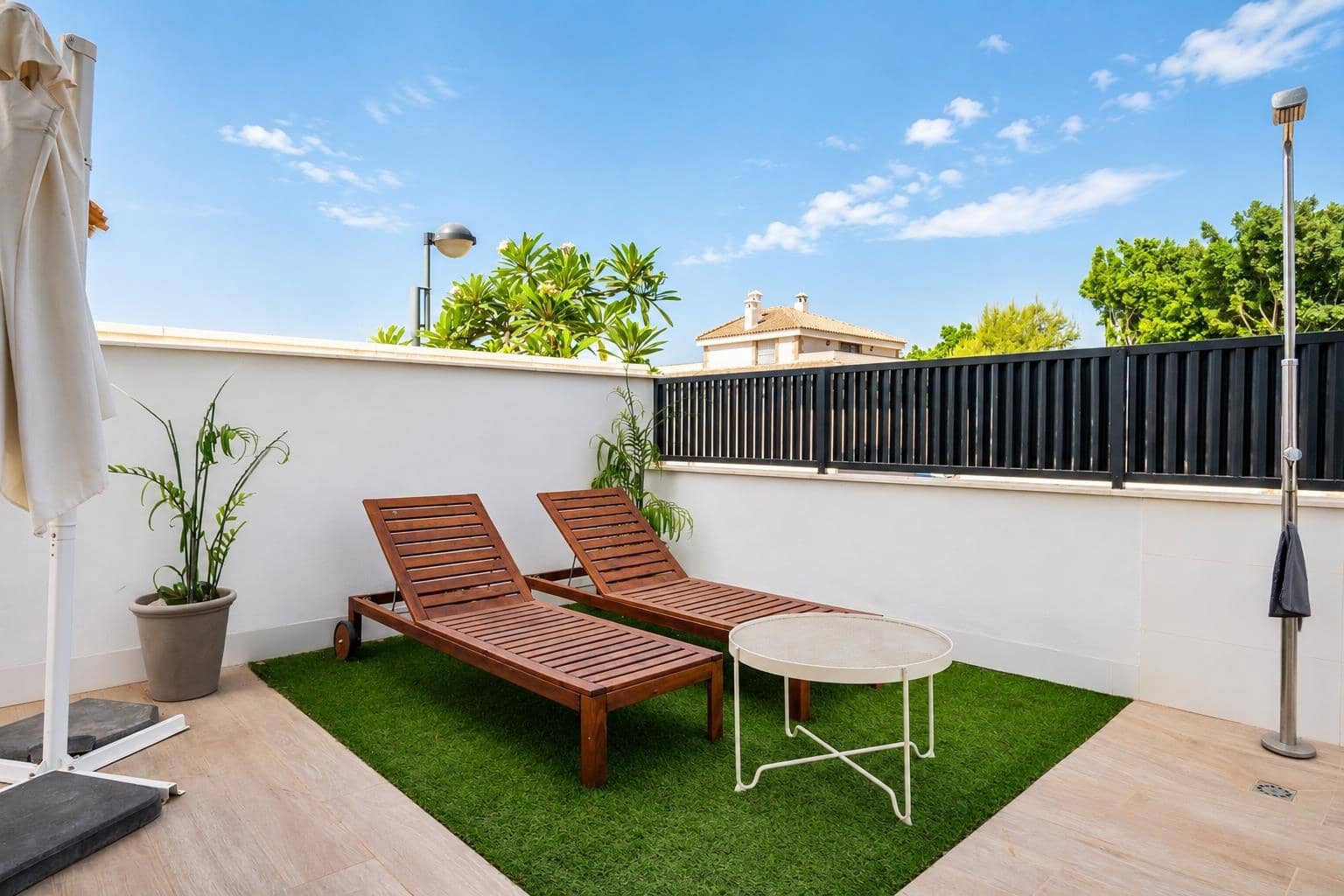 Chalet de 2 habitaciones en Roldan en venta con piscina - 290.000 € (Ref: 10002591)