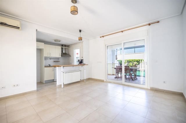 2 bedroom Townhouse for sale in La Torre Golf Resort, Torre-Pacheco - € 175,000 (Ref: 10015034)