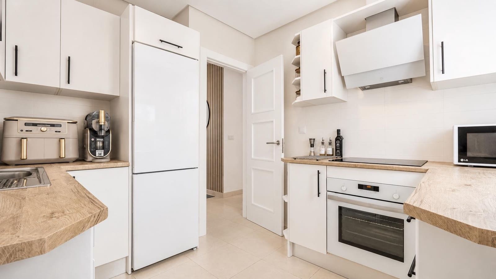 2 slaapkamer Villa te koop in La Torre Golf Resort - € 290.000 (Ref: 10033430)