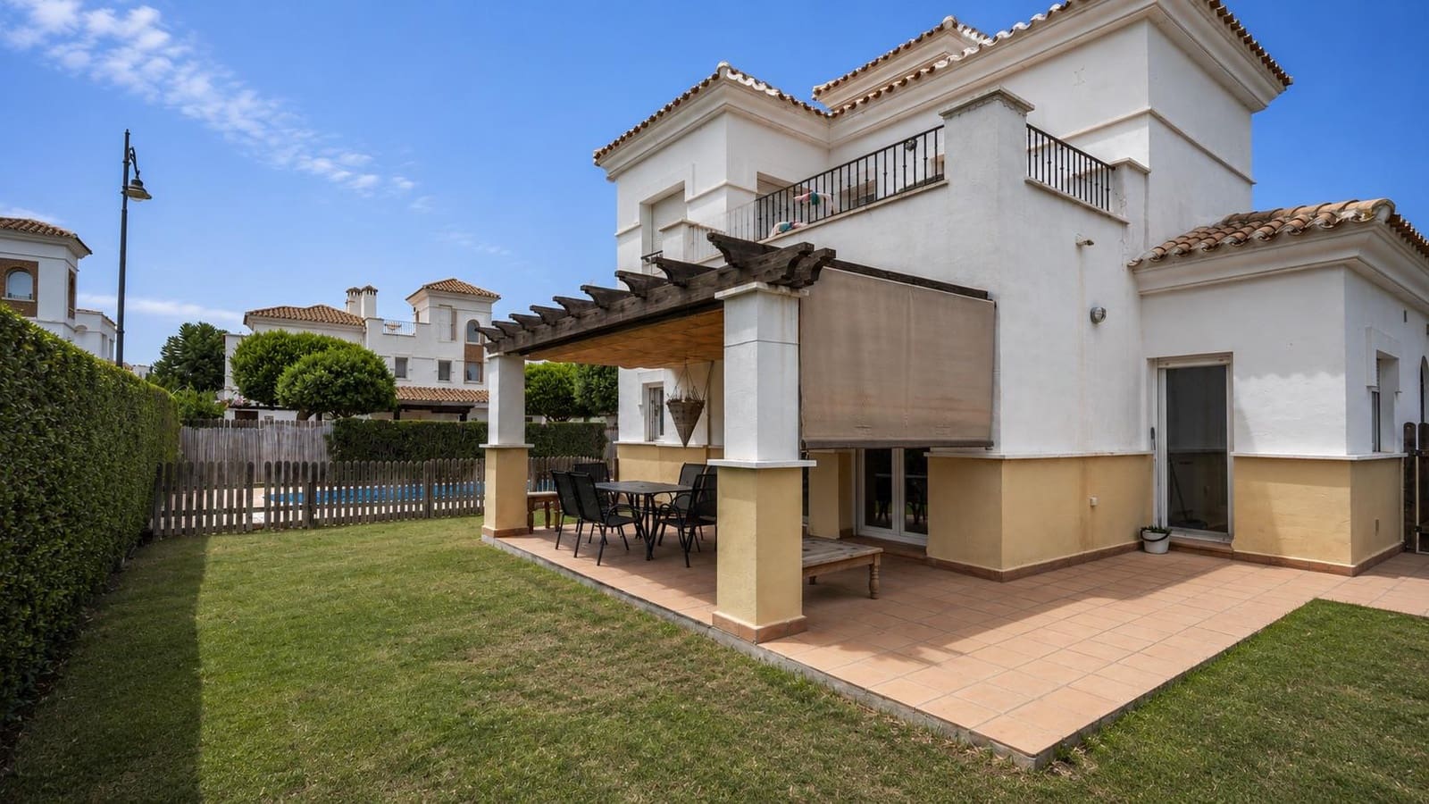 3 soveværelse Villa til salg i La Torre Golf Resort - € 330.000 (Ref: 10036337)