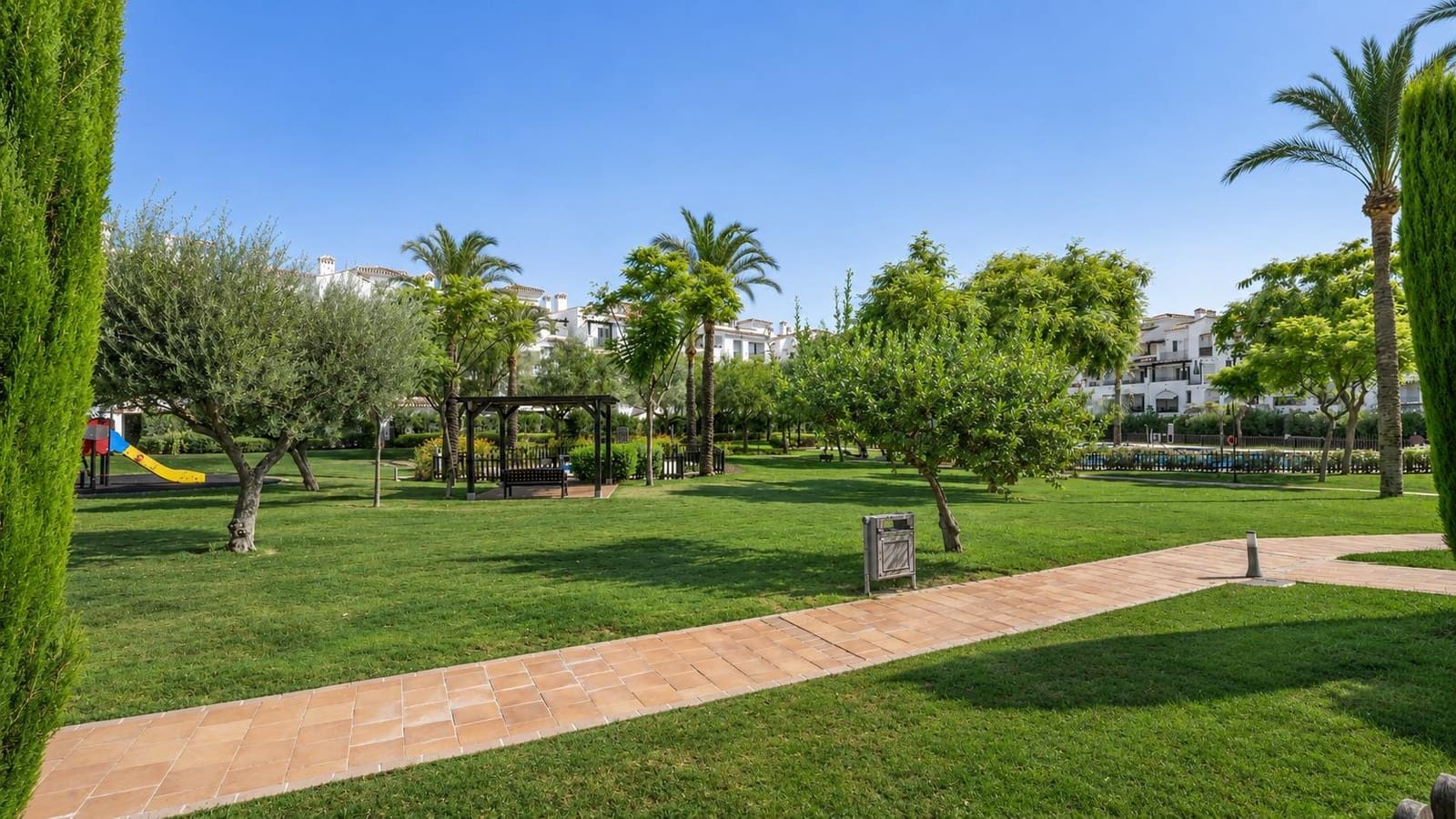3 bedroom Apartment for sale in La Torre Golf Resort - € 285,000 (Ref: 10044452)