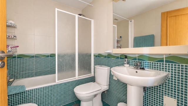 1 soverom Leilighet til salgs i Puerto Deportivo, Guardamar del Segura med svømmebasseng - € 120 000 (Ref: 10061257)